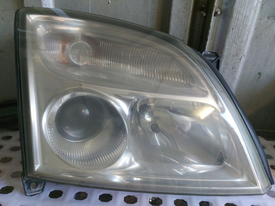 На части Opel Vectra 2.2 DTi, 2003