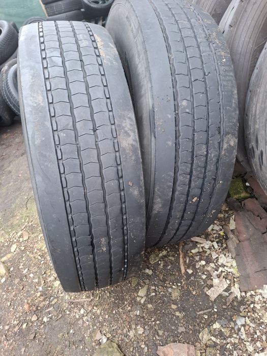 Vand 2 anvelope 315 80 22.5 michelin de direcție bune fara defecte