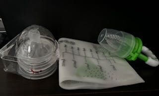 5 броя шишета Philips avent, ръчна помпа за кърма, 4 накрайника и др.