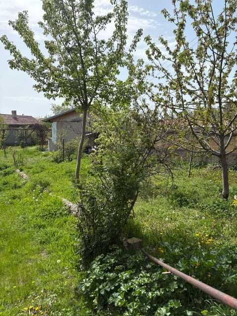 Home Depo продава къща в село Енина - Казанлък