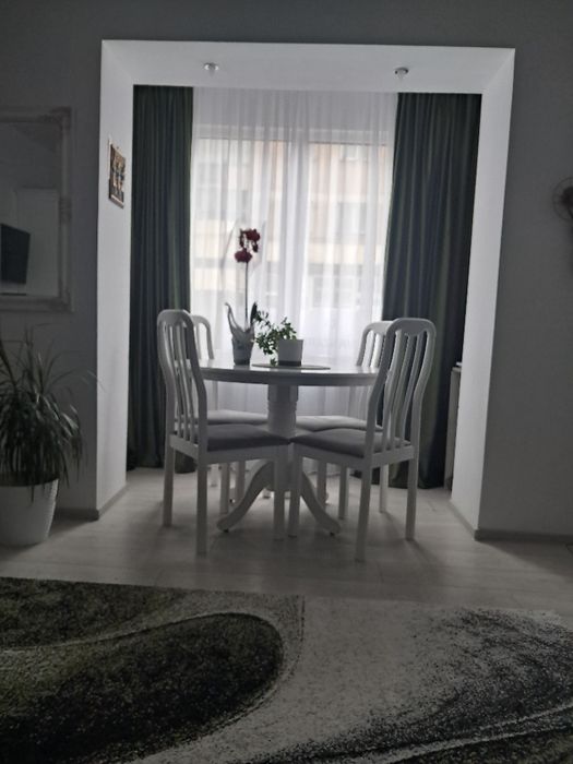 Apartament 2 camere decomandate