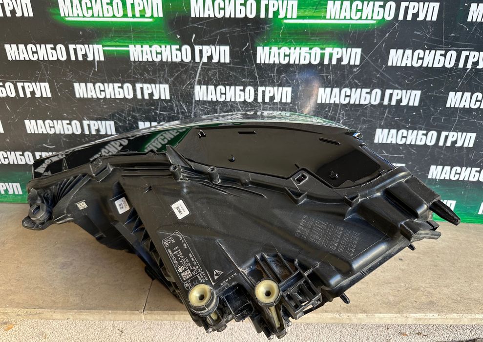 Фар far десен Matrix фарове Black Line за Ауди Кю3 Audi Q3 SQ3 RSQ3