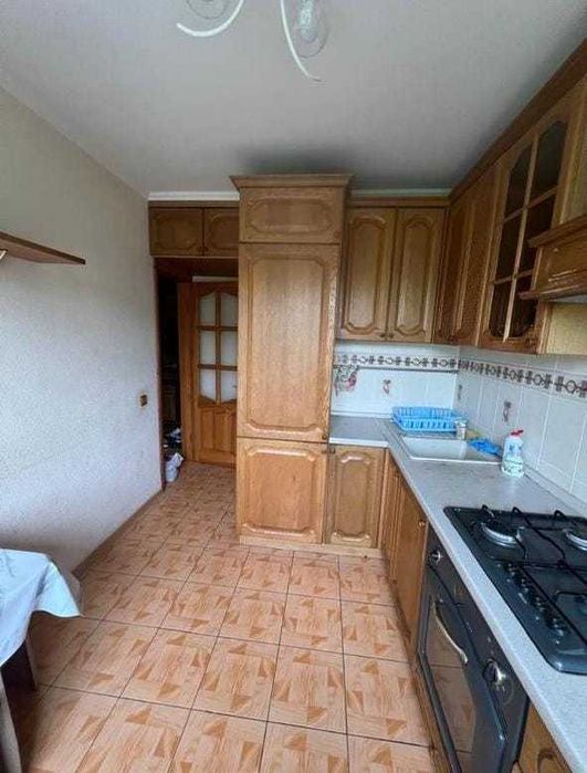 Продам 3-комн.квартиру полностью с мебелью. В Районе Северного.