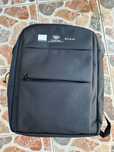 Rucsac functional cu port usb