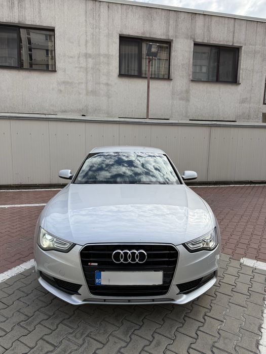 Audi A5 Facelift/2012.01/S line/2.0 177 cp/navi/clima/xenon/proprietar