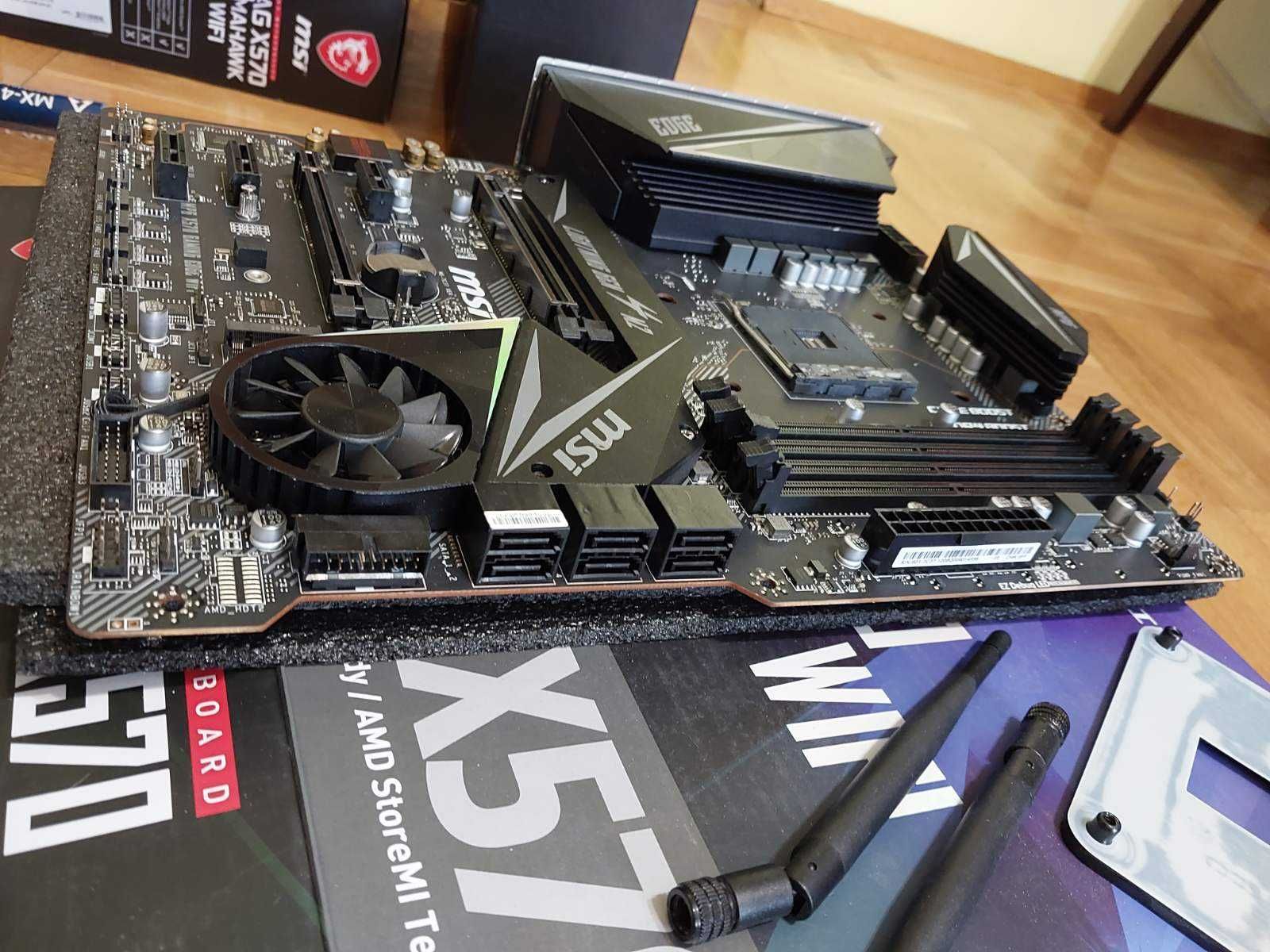 AMD Ryzen 5 5600X + MSI MPG X570 Gaming Edge Wi-Fi