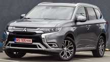 Mitsubishi Outlander 2020 PLUG-IN HYBRID~Instyle~DUAL MOTOR~4x4~Navi Alcantara Camera Led