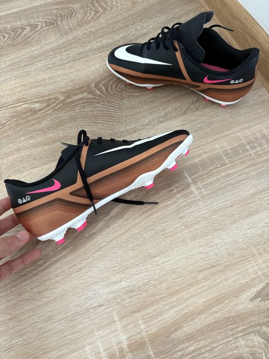 Adidasi fotbal nike phanton