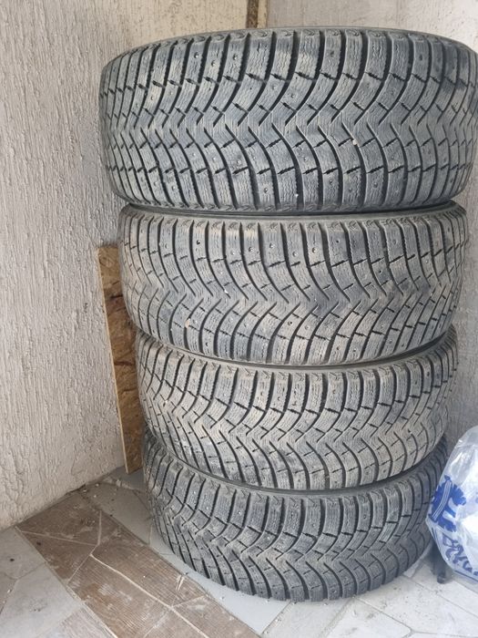 Продам шины R 19 зимние б/у