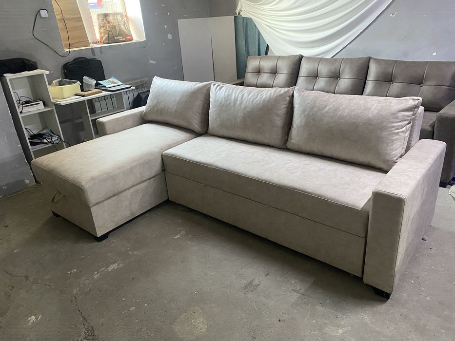 Угловой диван «КАПОТ»