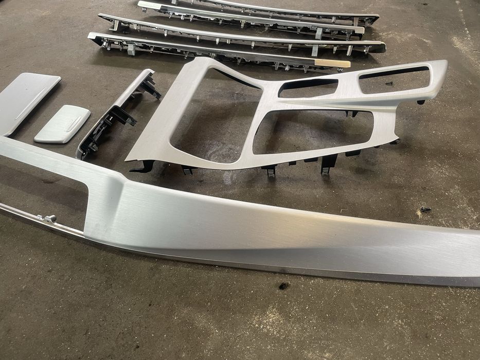 Интериорни лайстни БМВ Ф10/ Ф11 (laistni bmw f10)