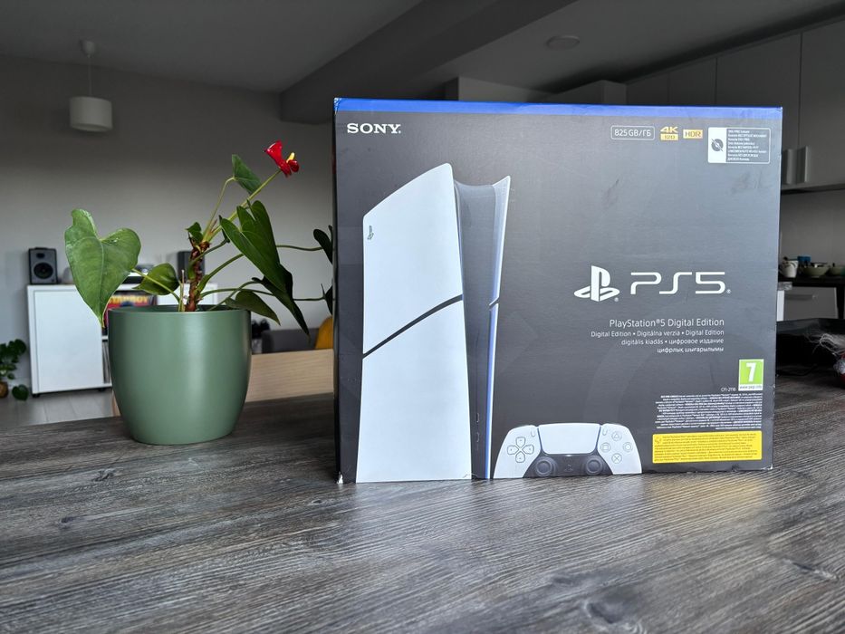 PlayStation 5 Digital Edition sigilat, cu garanție 24 de luni