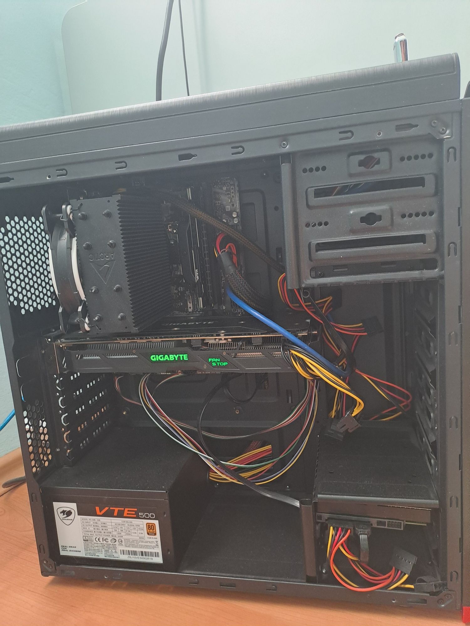 Компютър i5-10400f 1060 6GB