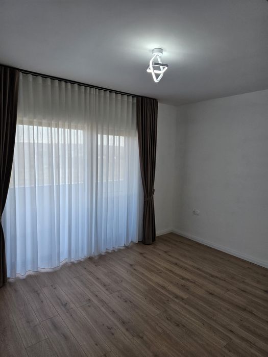 Casa de vanzare sau de inchiriat langa Pitesti