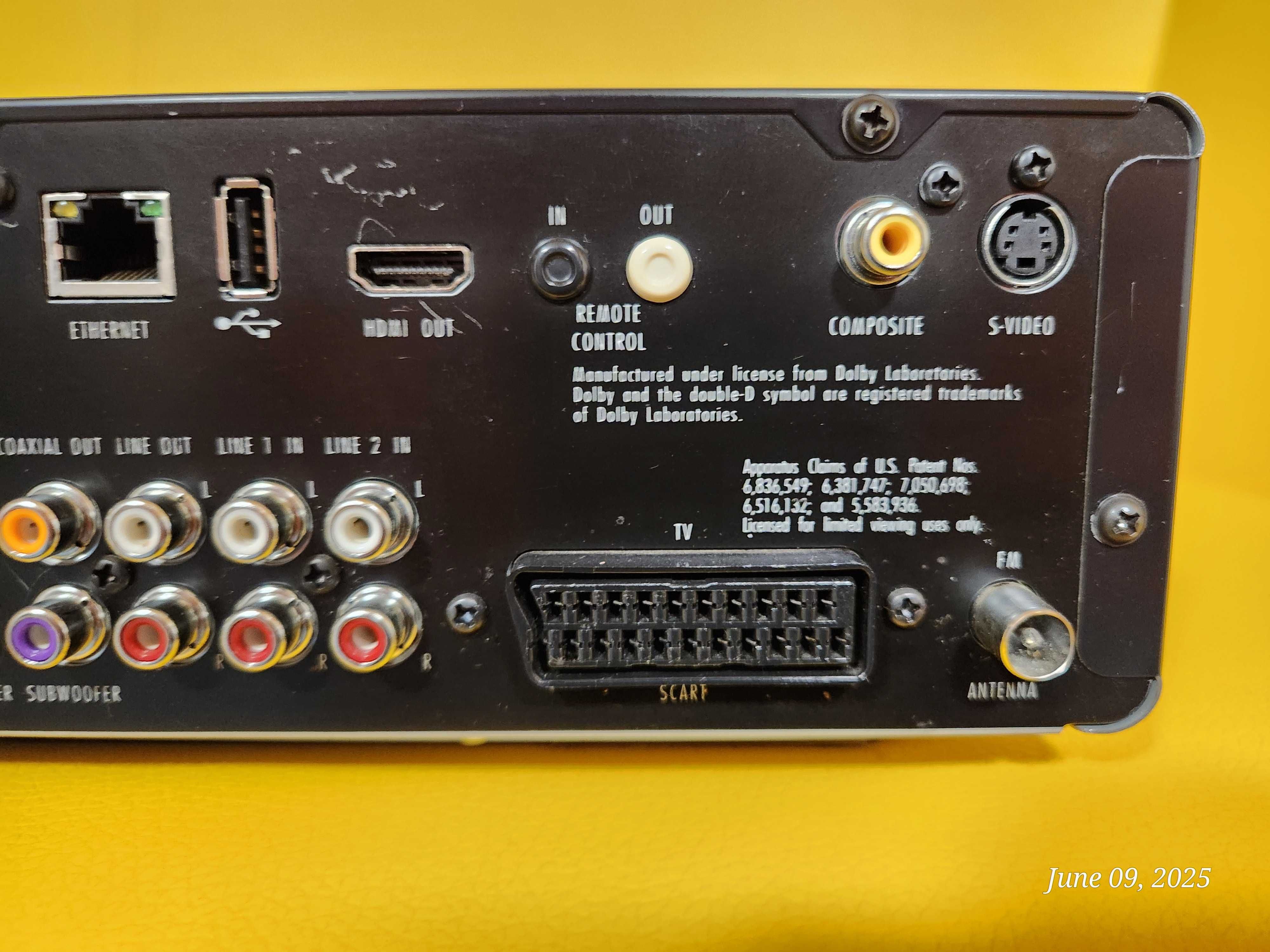 Amplificator dvd player Harman Kardon HS 2x0, 2 bucati , 1 telecomanda