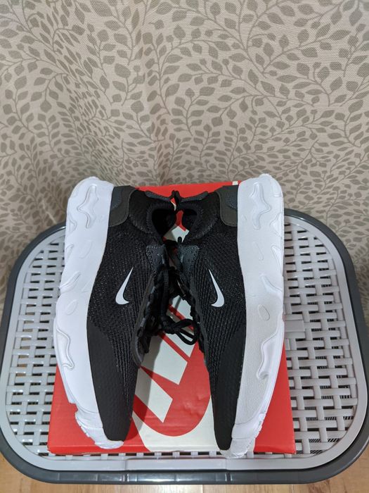 Adidași Nike React Live (GS) mărimea 36.5