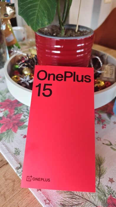 OnePlus 15 16GB/512GB европейския вариант