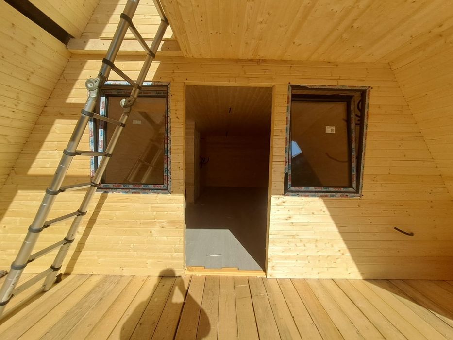 Facem case cabane din lemn