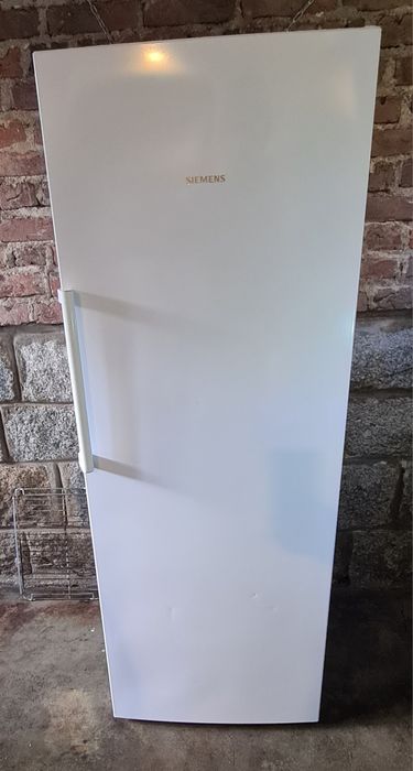 iQ300 Свободно стоящ вертикален фризер GS29NGW30/02 NoFrost A++