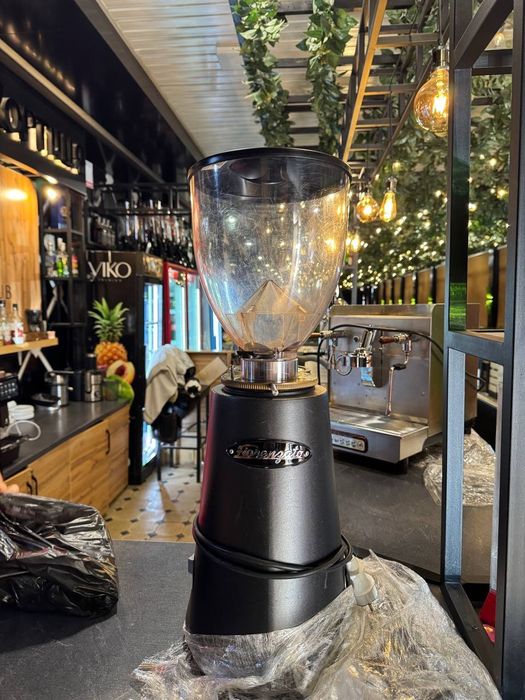 Продлиться кофе машинка Elektra