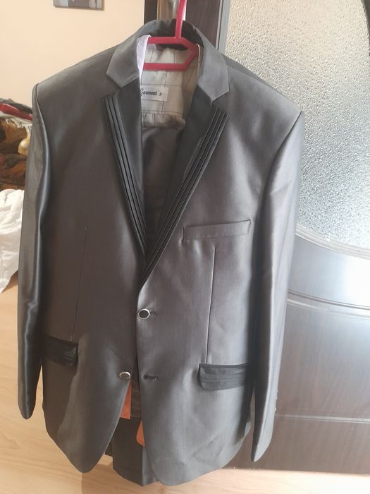 Vand haine de ocazie