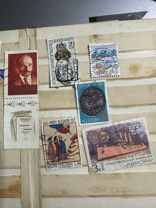 Стари пощенски марки - чуждестранни от средата на 20ти век.