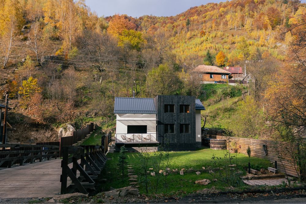 Cabana Murmur River Lodge