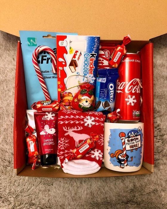 Мистериозни коледни кутии