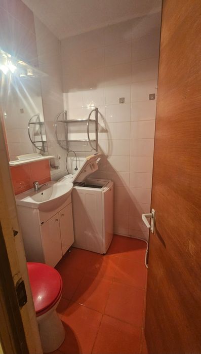 Inchiriez apartament 3 camere decomandat semicentral Exercitiu