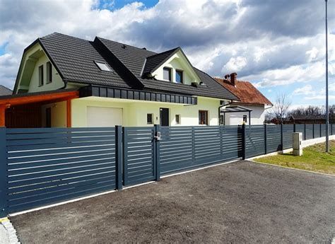 Vând garduri și porți