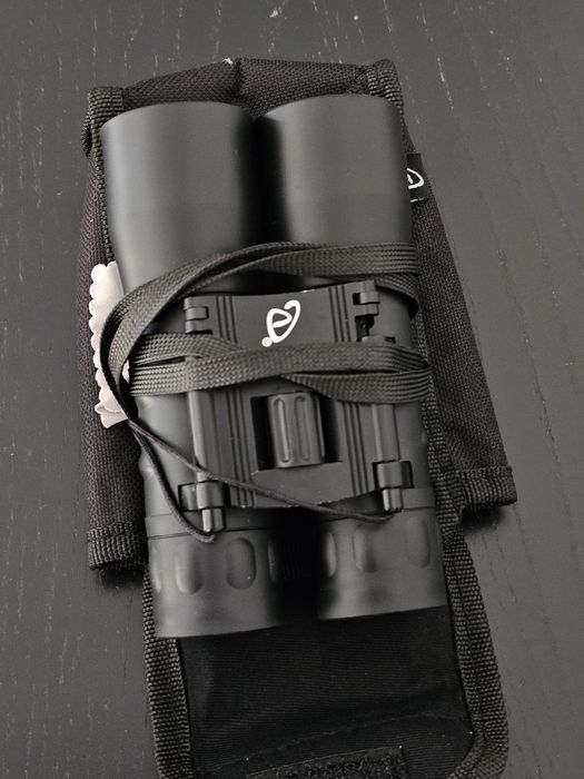 Binoclu Crivit 12x32 (84m/1000m)