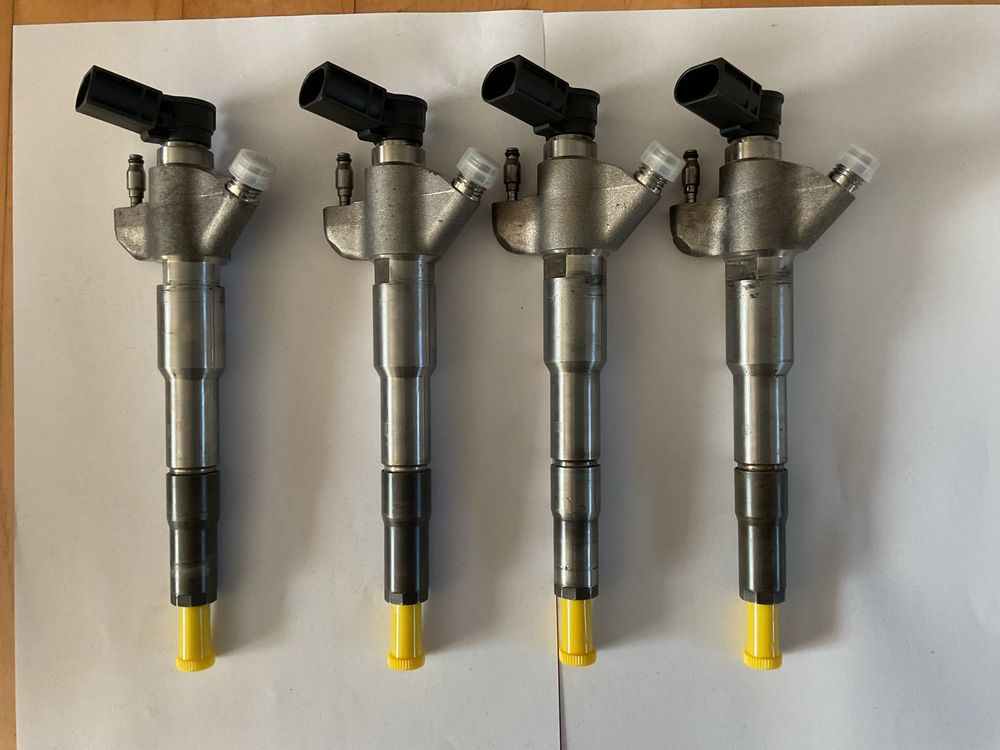Injector Injectoare renault master  2.3, opel movano