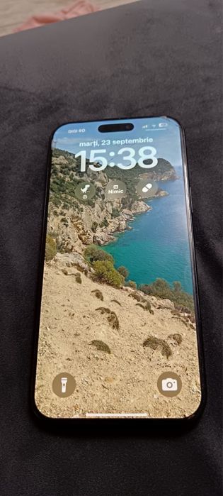 Vand iphone 16pro max in garantie inca 1an jumate