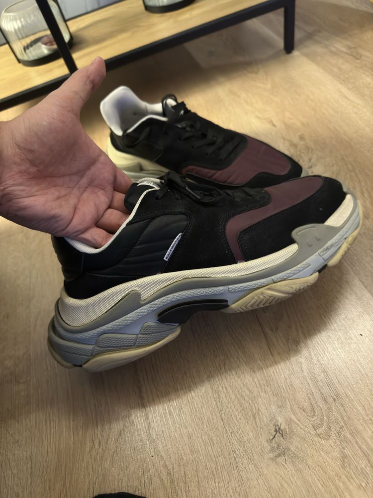 Balenciaga Triple S