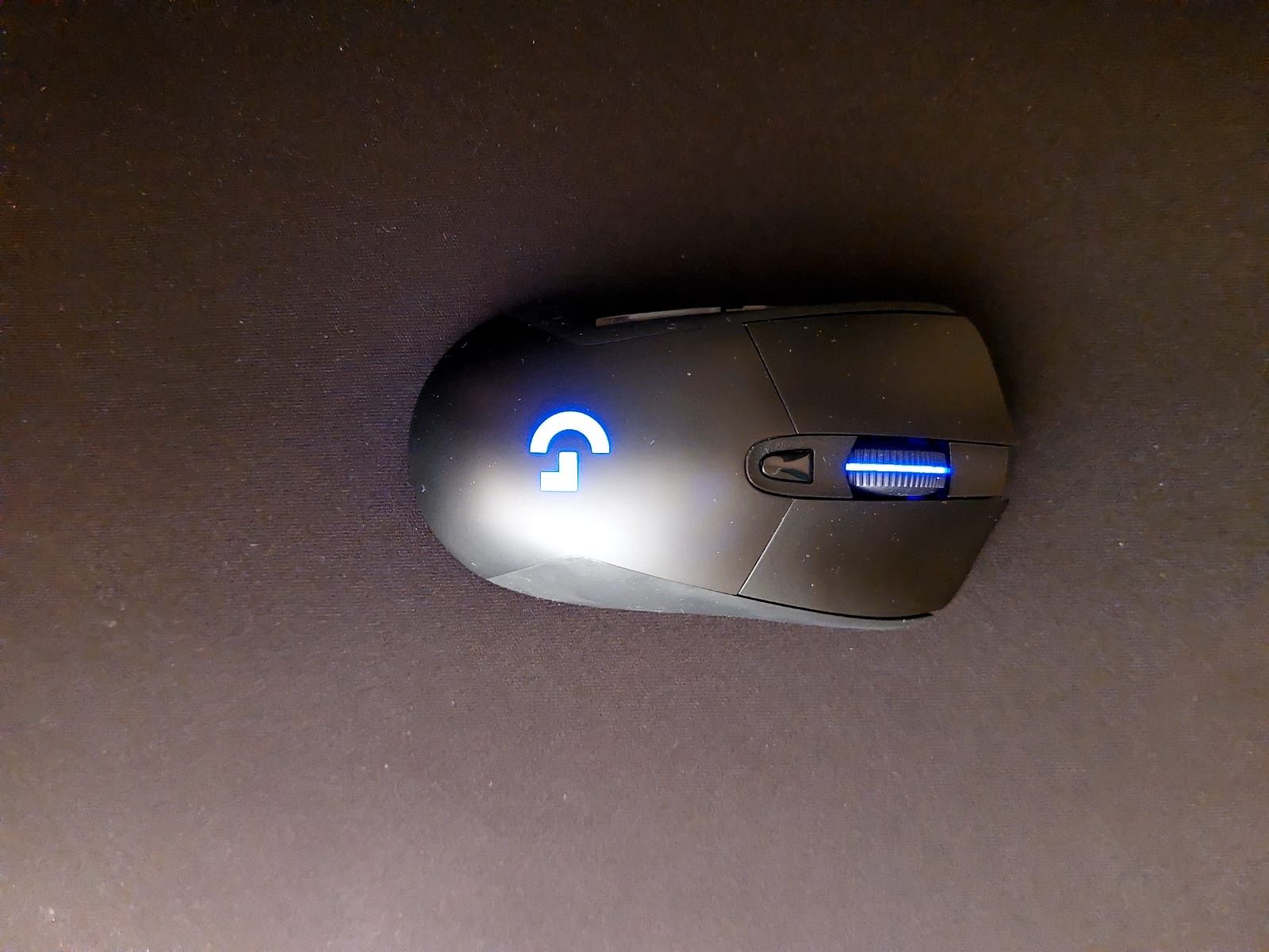 Logitech G703 LIGHTSPEED (Состояние отличное) + 2 коврик