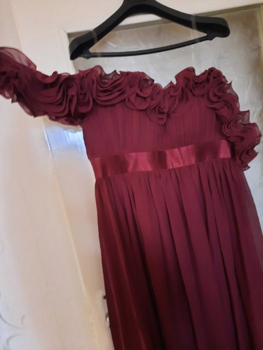 Бална рокля, чисто нова