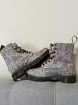 Bocanci/Ghete Dr Martens Page Floral 39
