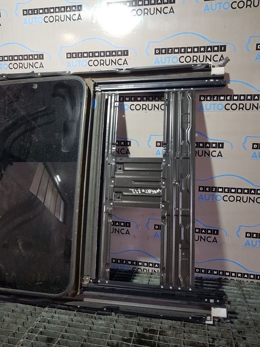 Trapa Kia Sorento 2002 - 2009 SUV 4 Usi (772)