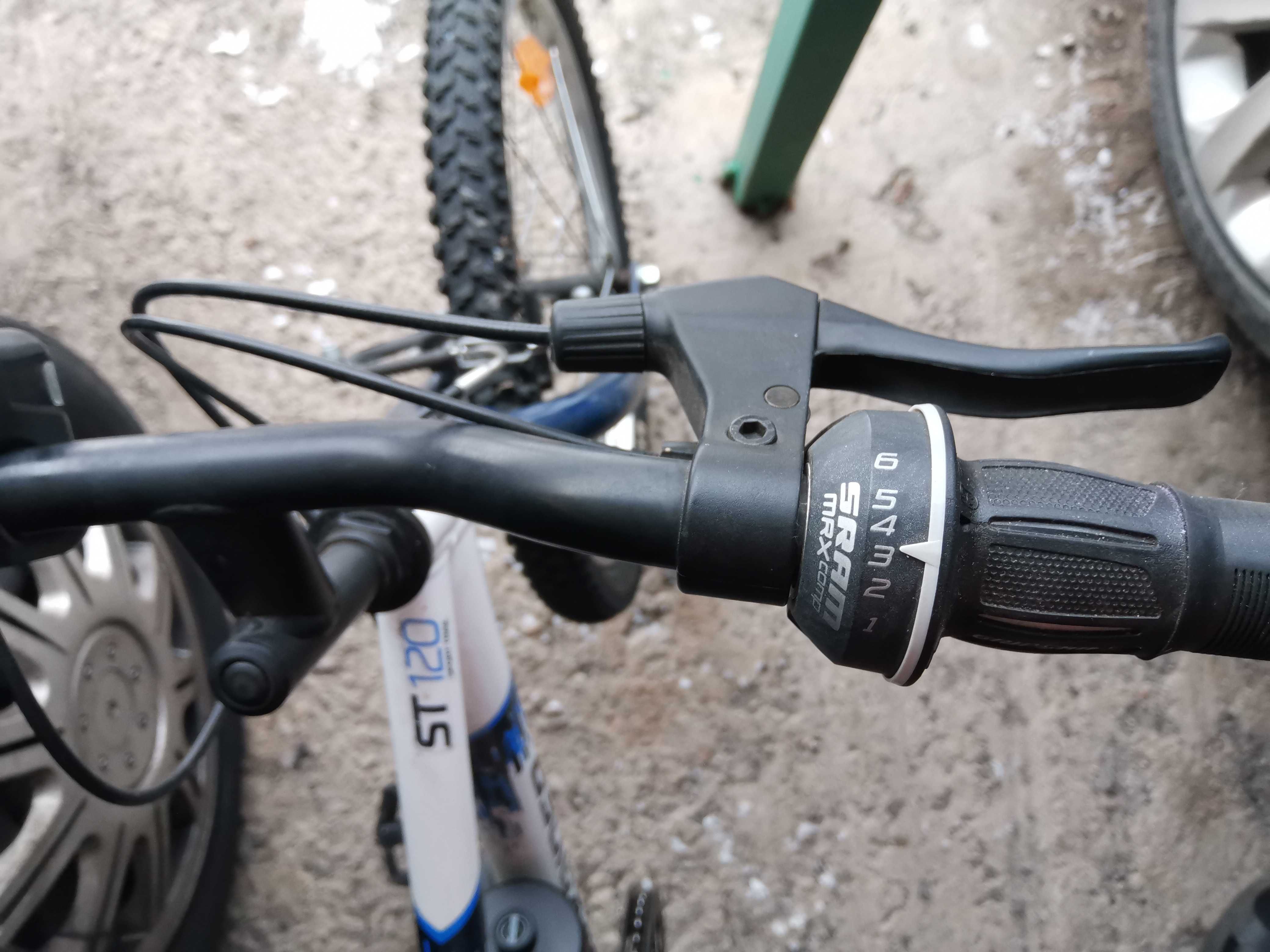 Продавам  детски велосипед Rockrider ST120