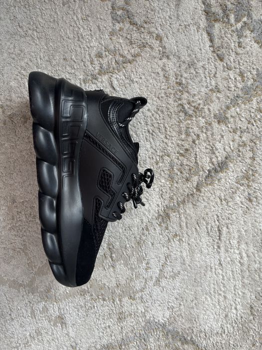 Versace Chain Reaction