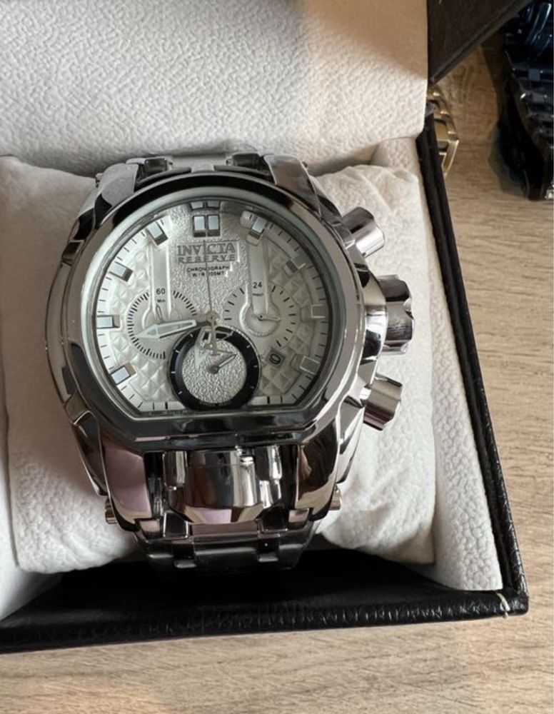 Мъжки часовник INVICTA