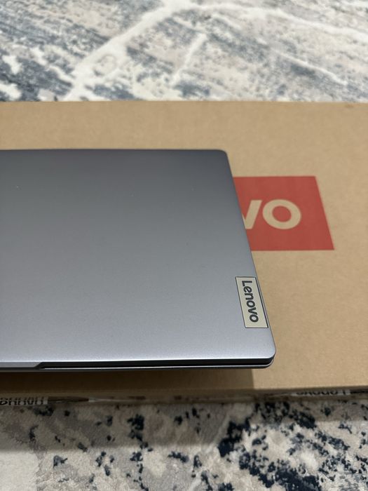 Ноутбук Lenovo ideapad slim3