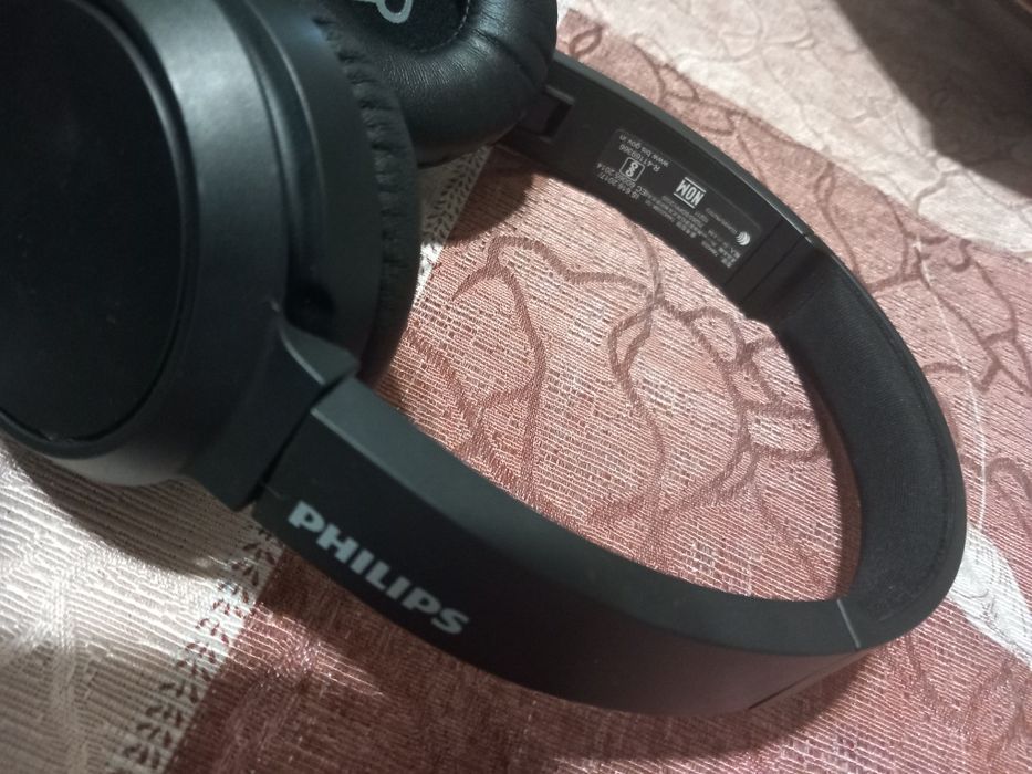 Philips безжични слушалки