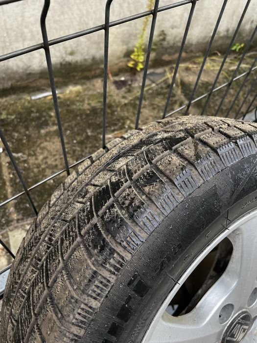 Jante aliaj 15” 5x112 + cauciucuri iarnă 195/65/R15