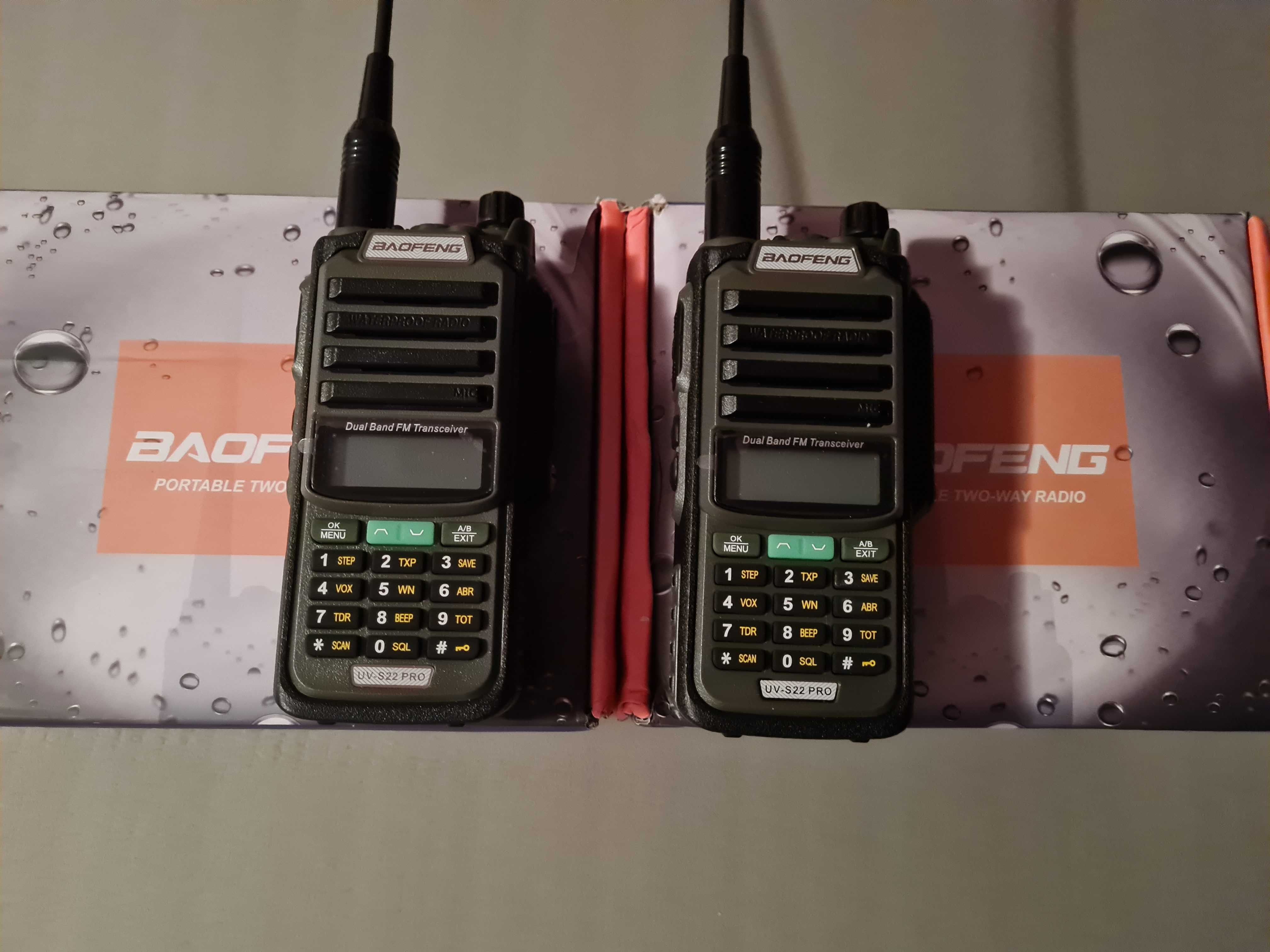 x2 Baofeng UV-S22 Pro  IP68 Walkie Talkie 10-20 km incarcare USB