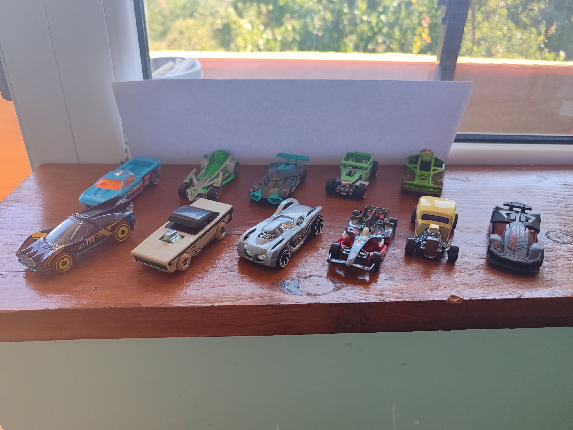 Hot wheels различни 35бр.
