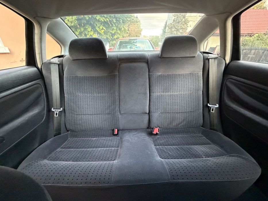 Volkswagen Passat 1.9 TDI – 2000 | 1300 € negociabil | Arad