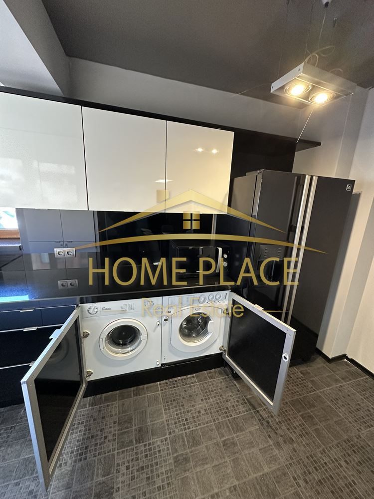 Дава се под наем Тристаен апартамент в Варна, Бриз - 130 кв.м за 918 € - Снимка #2