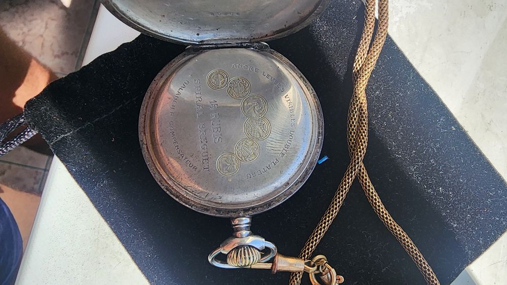 Швейцария 19 век.корпус серебро золото.