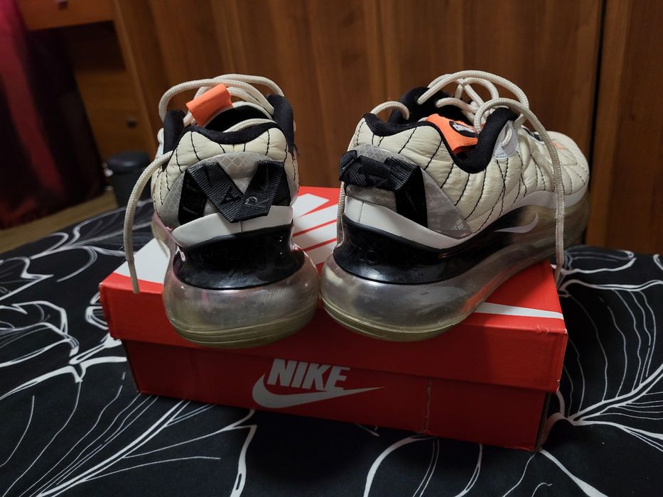 Nike Airmax 720-818